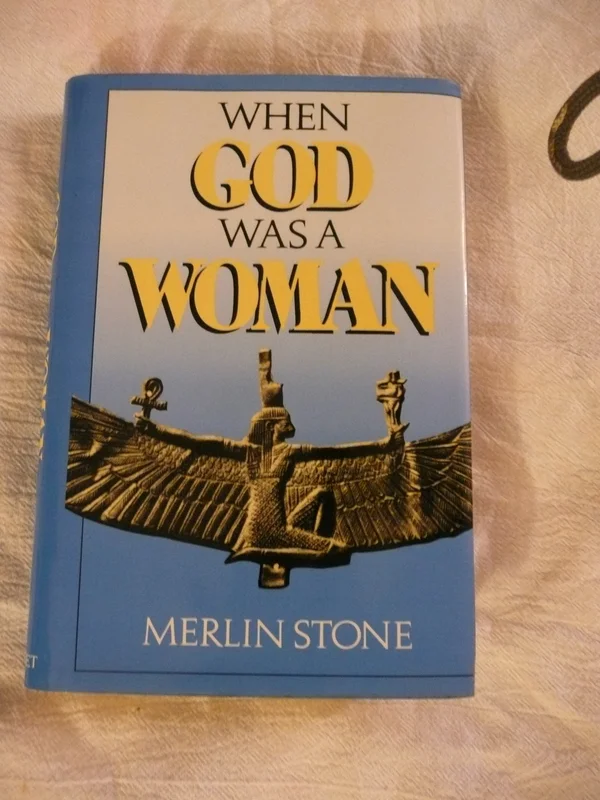 roundaboutbookstore-11826675