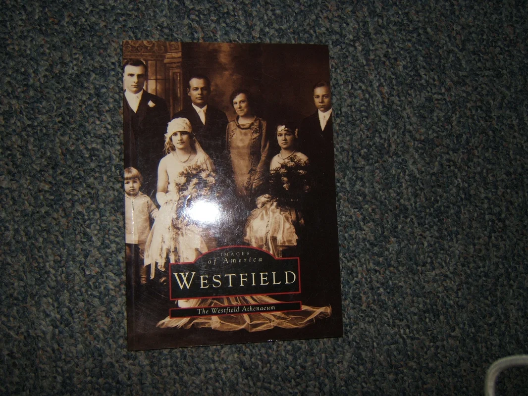 roundaboutbookstore-11864178